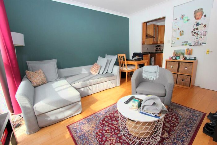 2 Bedroom Apartment To Rent In Cape Yard, Quay, Wapping, E1W