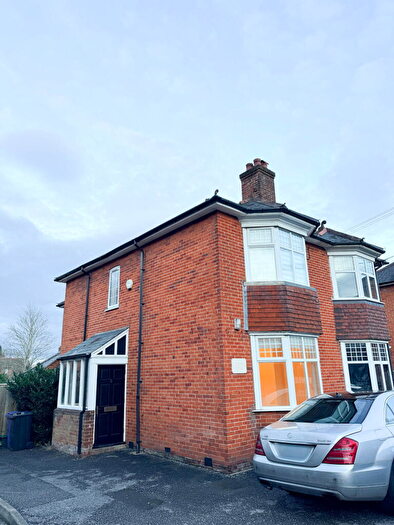 3 Bedroom Semi-Detached House To Rent In Kings Road, Fleet, GU51