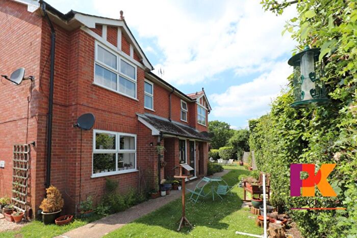 2 Bedroom Flat To Rent In Ravens Court, High Wycombe, HP13