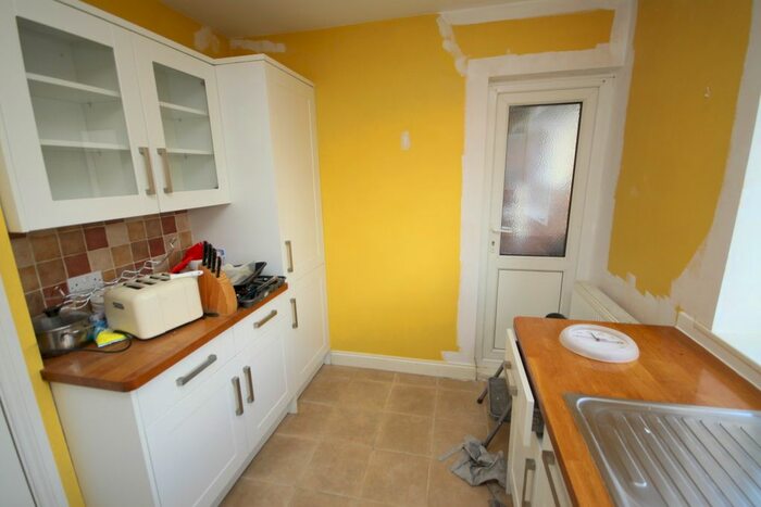 2 Bedroom Flat To Rent In Beaconsfield Close, Blackheath, SE3