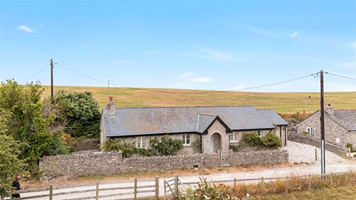 3 Bedroom Bungalow For Sale In Bonvils Road, Worth Matravers, Swanage, BH19
