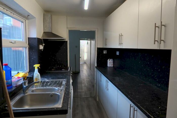 2 Bedroom Terraced House To Rent In Ewart Road, Nottingham, Nottinghamshire, NG7