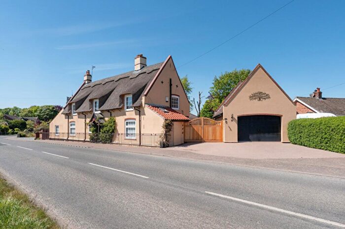 4 Bedroom Detached House For Sale In Somerton Road, Martham, NR29