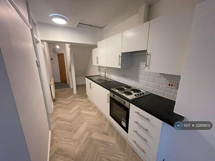 2 Bedroom Flat To Rent In Station Road, Keyham, Plymouth, PL2