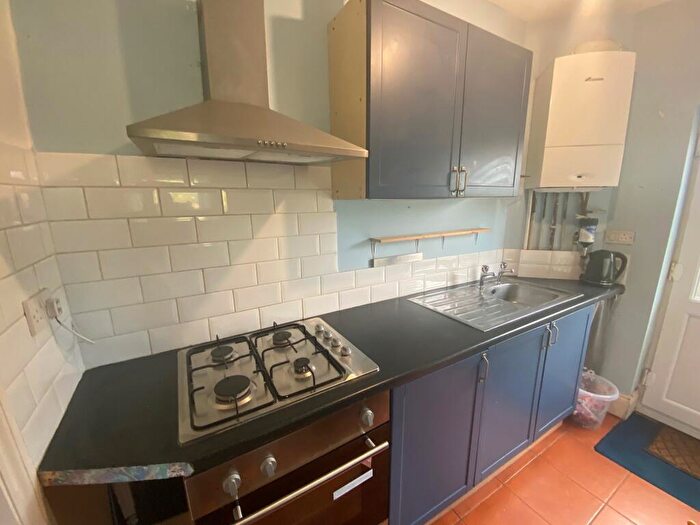 1 Bedroom Apartment To Rent In Sheffield Road, Chesterfield, S41