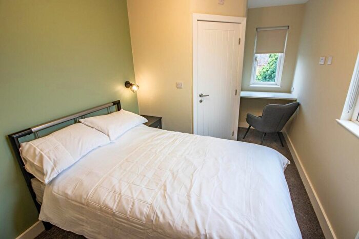 1 Bedroom Flat To Rent In Nottingham Road, Eastwood, Nottingham, Nottinghamshire, NG16