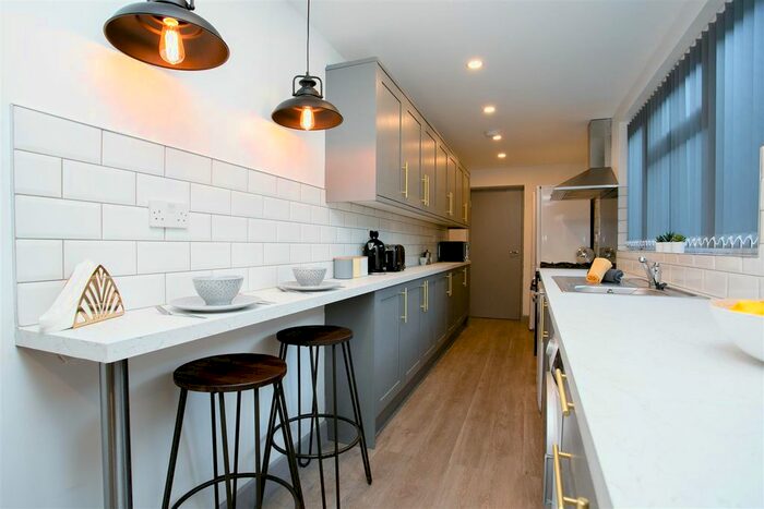 5 Bedroom Terraced House To Rent In Oxford Street, Coventry, CV1