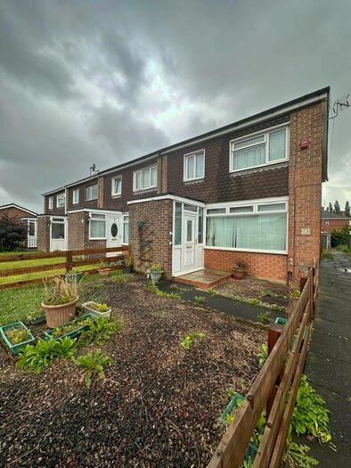 3 Bedroom Property To Rent In Fenby Avenue, Darlington, DL1