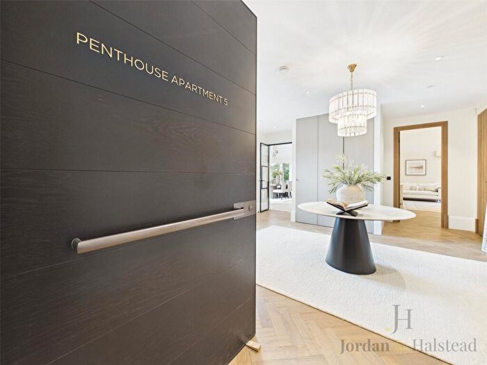 3 Bedroom Penthouse To Rent In Macclesfield Road, Prestbury, Macclesfield, Cheshire, SK10