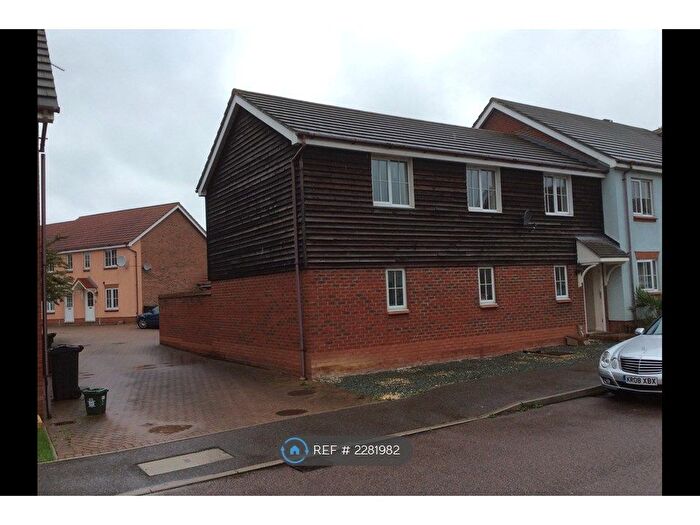 2 Bedroom Maisonette To Rent In Lammas Drive, Braintree, CM7