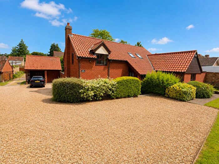 5 Bedroom Detached House To Rent In Church Walk, Mildenhall, IP28