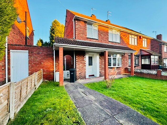 3 Bedroom Semi-Detached House To Rent In Albert Street, Pensnett, Brierley Hill, DY5