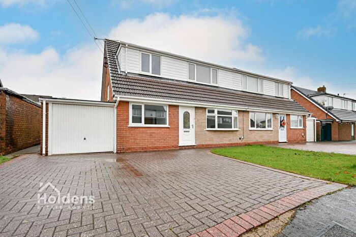 4 Bedroom Semi Detached Bungalow For Sale In Lindale Road, Longridge, PR3