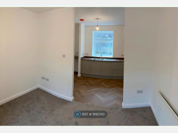 2 Bedroom Flat To Rent In Bute Street, Treherbert, Treorchy, CF42