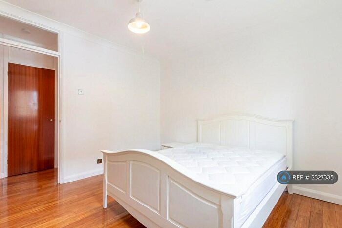 1 Bedroom Flat To Rent In Ferris Road, London, SE22