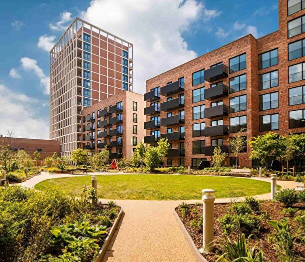 2 Bedroom Flat For Sale In "Block - Plot " At Oliver Road, London, E10