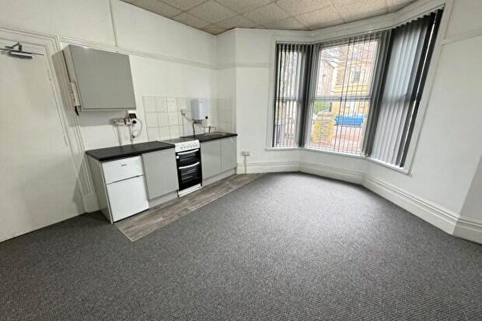 1 Bedroom Flat To Rent In Oakfield Street Cardiff, CF24