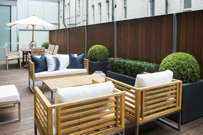 3 Bedroom Flat To Rent In Duke Street, London, W1K