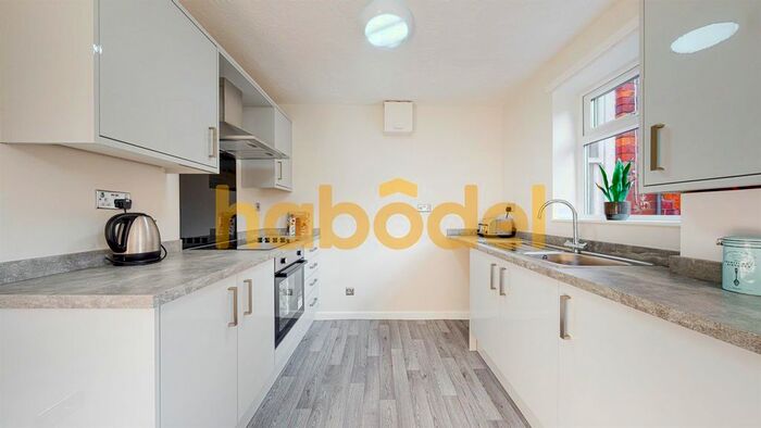 1 Bedroom Flat To Rent In Park Avenue, Princes Avenue, Hull, HU5