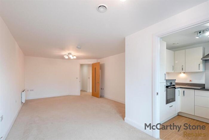 2 Bedroom Flat For Sale In Gibson Court, Tattershall Road, Woodhall Spa, LN10