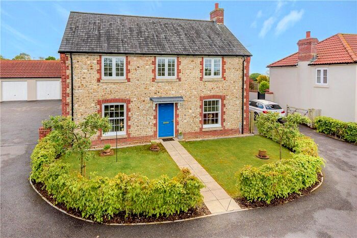 4 Bedroom Detached House For Sale In School Close, Hawkchurch, Axminster, Devon, EX13