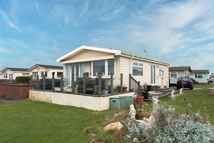 2 Bedroom Chalet For Sale In West Shore Park, Walney, Barrow-In-Furness, LA14