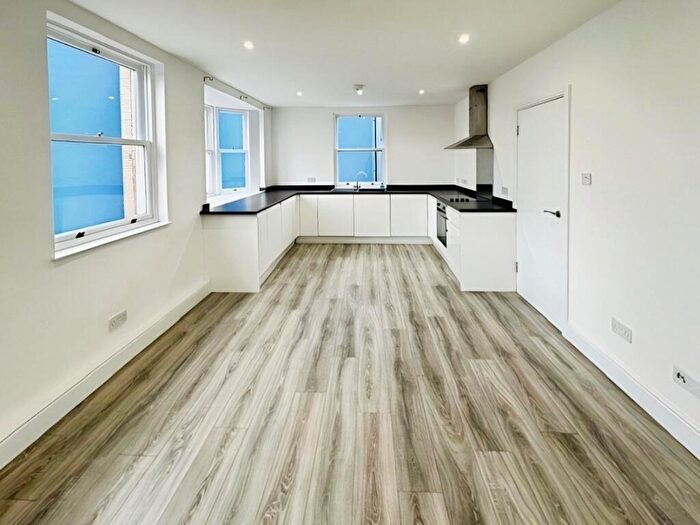 2 Bedroom Apartment To Rent In Broomfield Road, Chelmsford City Centre, CM1