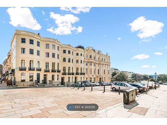 2 Bedroom Flat To Rent In Brunswick Place, Hove, BN3