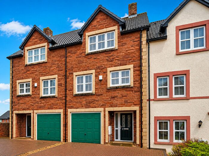 3 Bedroom Town House For Sale In Clarendon Drive, Whitehaven, CA28