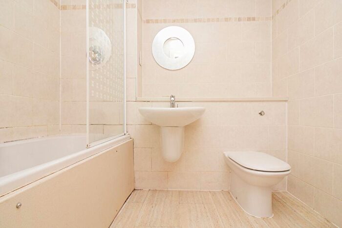 1 Bedroom Apartment To Rent In Apartment Henry Street, Liverpool, L1