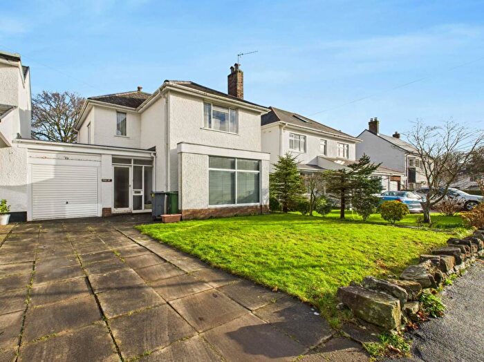 3 Bedroom Link Detached House For Sale In Heol Wen, Rhiwbina, Cardiff., CF14