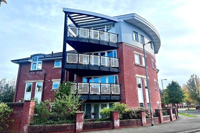 2 Bedroom Flat To Rent In Drayton Street, Manchester, M15