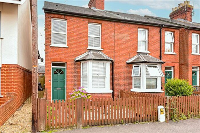 3 Bedroom Terraced House To Rent In Seaford Road, Wokingham, RG40
