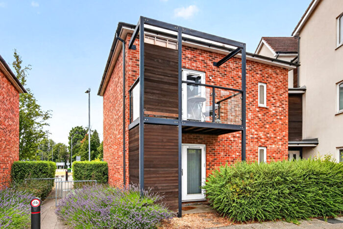1 Bedroom Apartment For Sale In Hampden Crescent, Bracknell, RG12