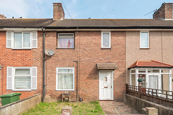 4 Bedroom House For Sale In Downham Way, Bromley, BR1