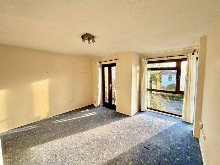 1 Bedroom Flat For Sale In Bush Street East, Southsea, PO5