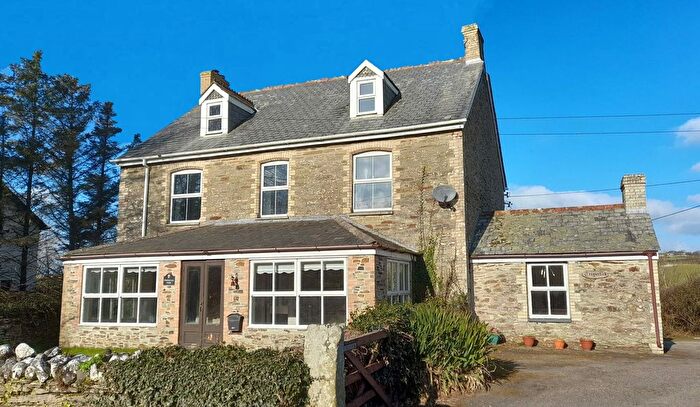 6 Bedroom Country House For Sale In Newquay, TR8