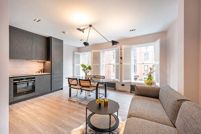 2 Bedroom Flat To Rent In St. John's Lane, Farringdon, London, EC1M