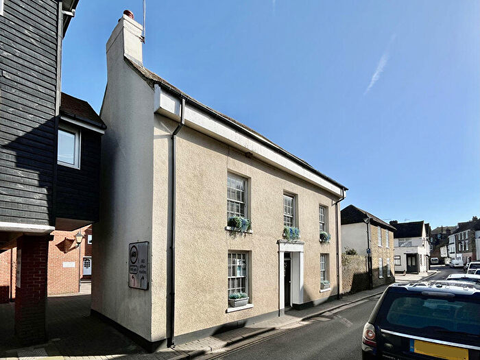 4 Bedroom Detached House For Sale In Strand Street, Sandwich, CT13
