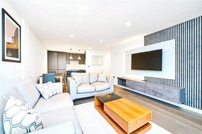 2 Bedroom Flat To Rent In Waterloo Road, London, SE1