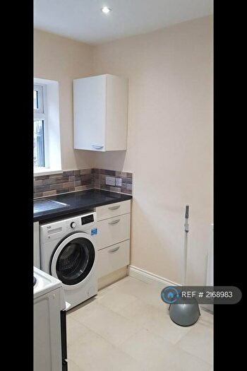 Studio To Rent In Stanmore Road, Birmingham, B16