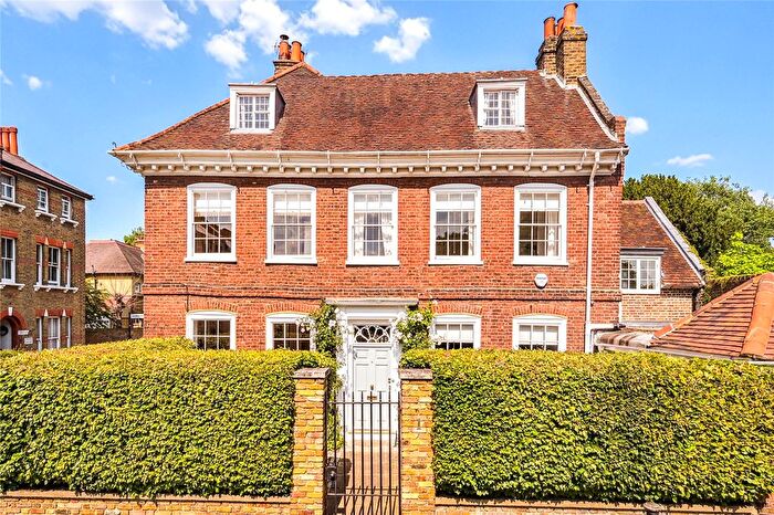 7 Bedroom Detached House For Sale In Upper Butts, Brentford, Middlesex, TW8
