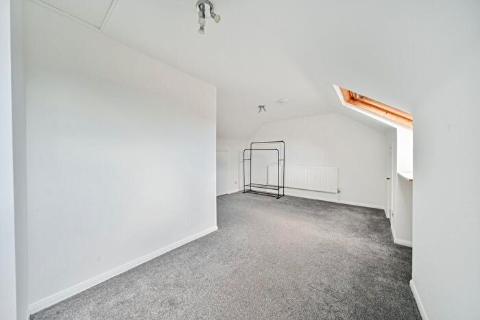 1 Bedroom Maisonette To Rent In Marischal Road, London, SE13