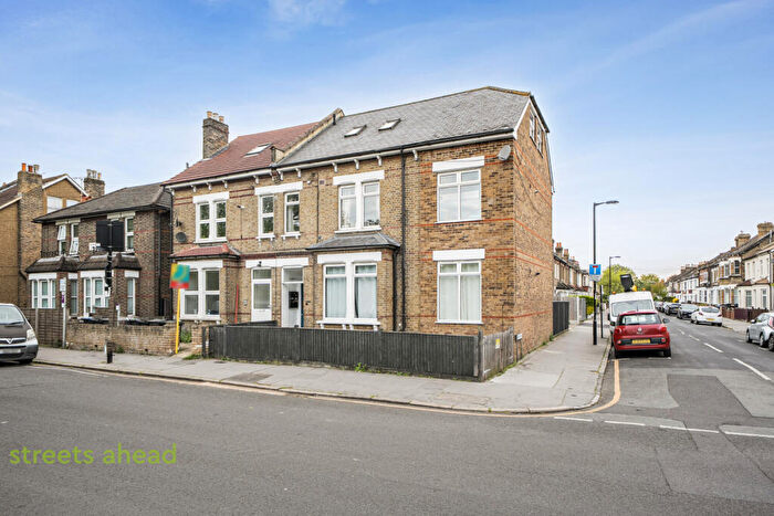 1 Bedroom Apartment For Sale In Sydenham Road, Croydon, CR0