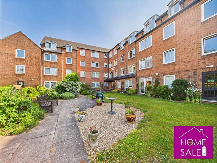 Detached House To Rent In Homebrook Road, Cardington Road, Bedford, MK42