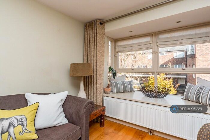 2 Bedroom Flat To Rent In Pollitt Drive, London, NW8