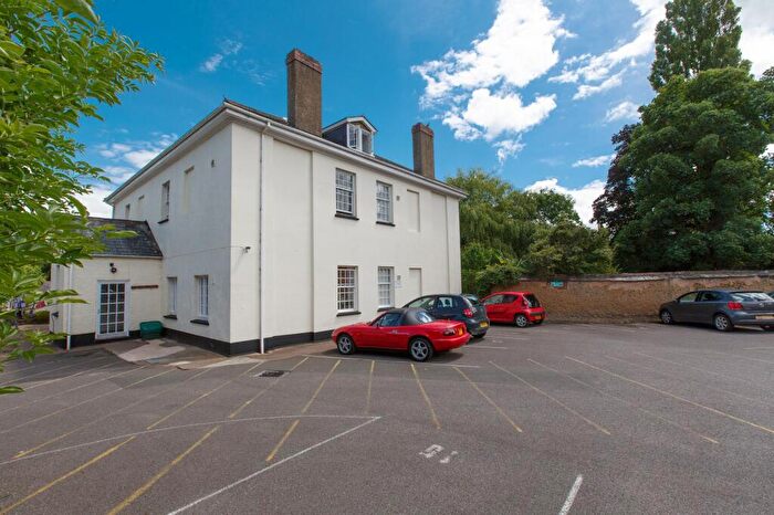 Flat To Rent In Three Horse Shoes, Cowley, EX5