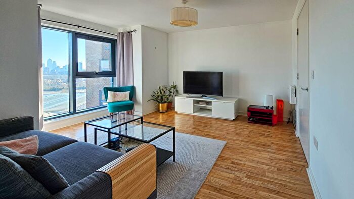 2 Bedroom Flat To Rent In Cam Road, London, E15