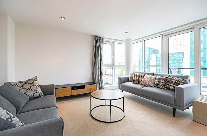 2 Bedroom Flat To Rent In St. George Wharf, London, SW8