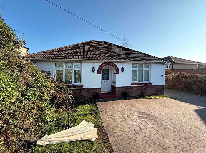2 Bedroom Bungalow For Sale In Orpen Road, Southampton, Hampshire, SO19